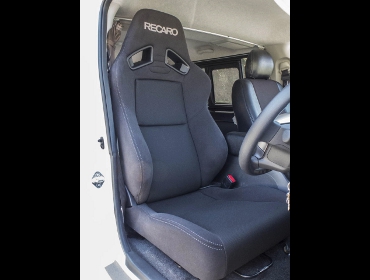 RECARO�i���J���V�[�g�j�@TOYOTA�@���W�A�X�G�[�X�@4�^��RECARO�i���J���j�@SR-7F SK100 BK�@����