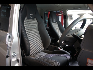 RECARO�i���J���V�[�g�j�@TOYOTA�@�����h�N���[�U�[�@70�n��RECARO�i���J���j�@LX-F IM 110H�@BK�i�q�[�^�[�t���j�@���@LX-F IM 110 BK�@����