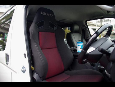 RECARO�i���J���V�[�g�j�@TOYOTA�@�n�C�G�[�X�@200�n��RECARO�i���J���j�@SR-7F SK100 RED�@����