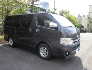 TOYOTA�@�n�C�G�[�X�@200�n��RECARO�i���J���j�V�[�g����