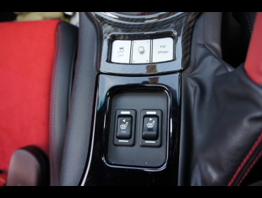 RECARO�i���J���V�[�g�j�@TOYOTA�@86�@ZN6��RECARO�i���J���j�@RS-G SK2H BK�i�V�[�g�q�[�^�[�t�j �@����