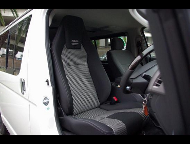 RECARO�i���J���V�[�g�j�@TOYOTA�@�n�C�G�[�X�@200�n��RECARO�i���J���j�@LX-F IM 110 BK�@����
