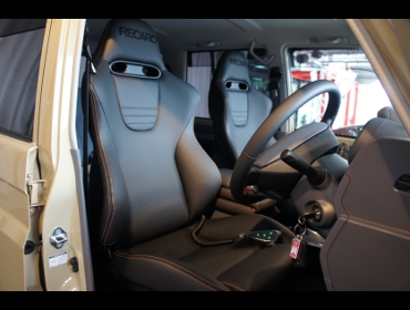 RECARO�i���J���V�[�g�j�@TOYOTA�@�����h�N���[�U�[70�@GJR76�Ƀ��J���@�X�|�[�cJC���U�[SE�@BK���S/�I�����W�X�e�b�`�@�~2�r �@����