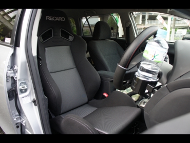 RECARO�i���J���V�[�g�j�@TOYOTA�@�J���[���t�B���_�[�@NZE141G�Ƀ��J���@SR-7 SK100�@BK/SIL�@����
