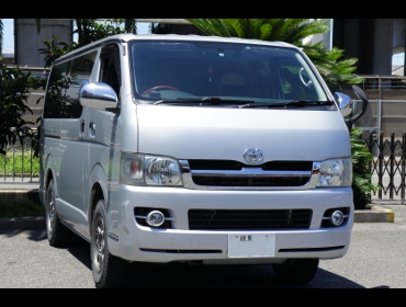 TOYOTA�@�n�C�G�[�X�@200�n��RECARO�i���J���j�V�[�g����