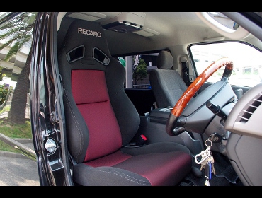 RECARO�i���J���V�[�g�j�@TOYOTA�@�n�C�G�[�X�@200�n�Ƀ��J���@SR-7F�@SK100�@BK/RED�@����