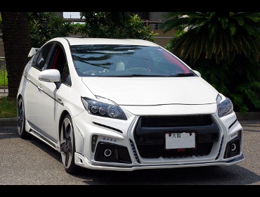 TOYOTA�@�v���E�X�@ZVW30��RECARO�i���J���j�V�[�g����