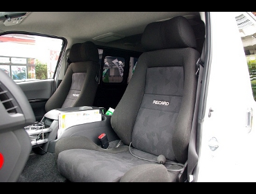 RECARO�i���J���V�[�g�j�@TOYOTA�@�n�C�G�[�X�@200�n�Ƀ��J���@�G���S���hD�@BK�@�~2�r�@����