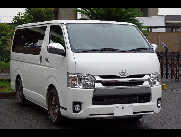 TOYOTA�@�n�C�G�[�X�@200�n��RECARO�i���J���j�V�[�g����