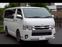 RECARO�i���J���V�[�g�j�@TOYOTA�@�n�C�G�[�X�@200�n�Ƀ��J���@SR-7 Lassic ���@����