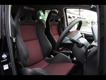 RECARO�i���J���V�[�g�j�@TOYOTA�@�G�X�N���C�A�Ƀ��J���@SR-7 SK100�@BK/RED�@���@SR-7F SK100�@BK/RED�@����