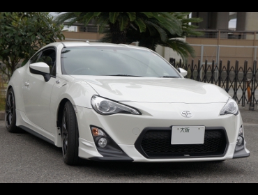 TOYOTA�@86�@ZN6��RECARO�i���J���j�V�[�g����
