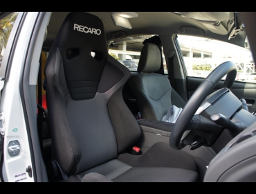 RECARO�i���J���V�[�g�j�@TOYOTA�@�v���E�X����RECARO�i���J���j�@SR-6 SK100S�@BK/SIL�@����