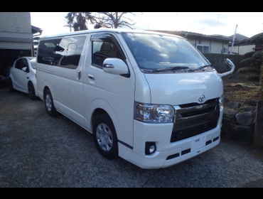 TOYOTA�@�n�C�G�[�X�@200�n��RECARO�i���J���j�V�[�g����