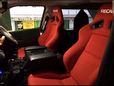 RECARO�i���J���V�[�g�j�@TOYOTA�@�n�C�G�[�X�@200�n�@�X�[�p�[GL�Ƀ��J���@SR-7F KK100�@RED�~2�r�@����