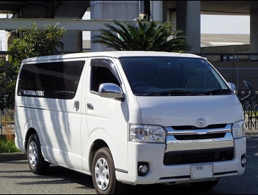 TOYOTA�@�n�C�G�[�X200�n��RECARO�i���J���j�V�[�g����