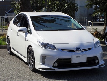 TOYOTA�@30�v���E�XS�@ZVW30��RECARO�i���J���j�V�[�g����