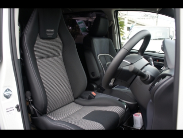 RECARO�i���J���V�[�g�j�@TOYOTA�@���H�N�V�[�Ƀ��J���@LX-F IM110�@BK�@����