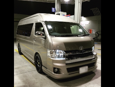 TOYOTA�@�n�C�G�[�X200�n��RECARO�i���J���j�V�[�g����