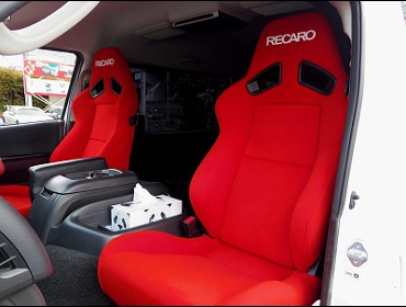 RECARO�i���J���V�[�g�j�@TOYOTA�@�n�C�G�[�X200�n�Ƀ��J���@SR-7F KK100�@RED�@���@SR-7F KK100H�i�V�[�g�q�[�^�[�t���j�@RED�@����
