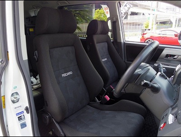 RECARO�i���J���V�[�g�j�@TOYOTA�@���H�N�V�[�@ZRR70�Ƀ��J���@�G���S���hD�@BK�@�~2�r�@����