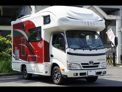 RECARO�i���J���V�[�g�j�@TOYOTA�@�J�����[�h�Ƀ��J���@LX-F�@IM110�@�O���C�@�~2�r�@����