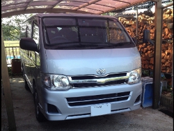 RECARO�i���J���V�[�g�j�@TOYOTA�@�n�C�G�[�X200�n�@3�^�i���[SGL�Ƀ��J���@SR-7F KK100�@BK�@����