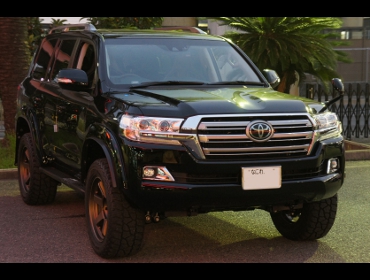 TOYOTA�@�����h�N���[�U�[200�@URJ202W��RECARO�i���J���j�V�[�g����