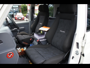 RECARO�i���J���V�[�g�j�@TOYOTA�@�����h�N���[�U�[70�Ƀ��J���@�G���S���hLD�@BK�@���@�G���S���hMV�@BK�@����