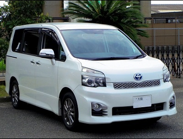 TOYOTA�@VOXY�@R70��RECARO�i���J���j�V�[�g����