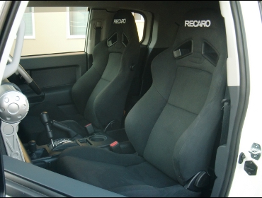 RECARO�i���J���V�[�g�j�@TOYOTA�@FJ�N���[�U�[�Ƀ��J���@SR-7�@KK100�@BK�@���@SR-7F�@KK100�@BK�@����
