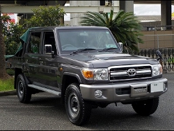 RECARO�i���J���V�[�g�j�@TOYOTA�@�����h�N���[�U�[70�Ƀ��J���@SR-7F�@KK100�@BK�@����