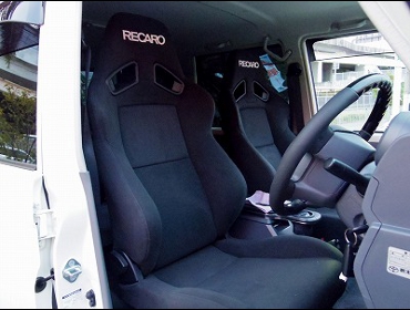 RECARO�i���J���V�[�g�j�@TOYOTA�@�����h�N���[�U�[70�Ƀ��J���@SR-7F KK100�@BK�@�~2�r�@����