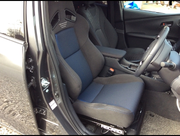 RECARO�i���J���V�[�g�j�@TOYOTA�@�v���E�X50�n�Ƀ��J���@SR-7F�@GK100�@BK/BL�@����