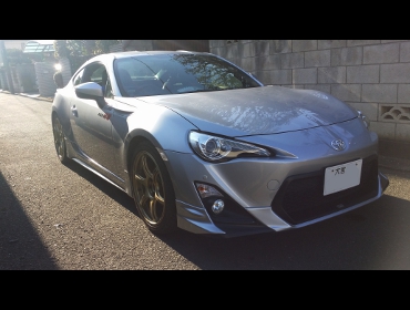 TOYOTA�@86�@ZN6��RECARO�i���J���j�V�[�g����