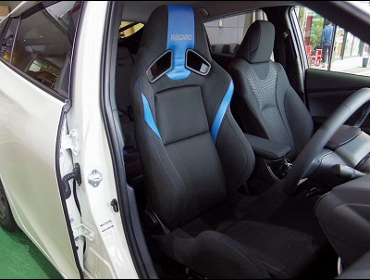 RECARO�i���J���V�[�g�j�@TOYOTA�@�v���E�X50�Ƀ��J���@SR-7�@Lassic BL/BL�@����