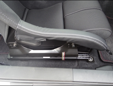 RECARO�i���J���V�[�g�j�@TOYOTA�@86�@ZN6�Ƀ��J���@RS-G�@GK�@BK/BK�@�V�[�g�q�[�^�[�t���@����