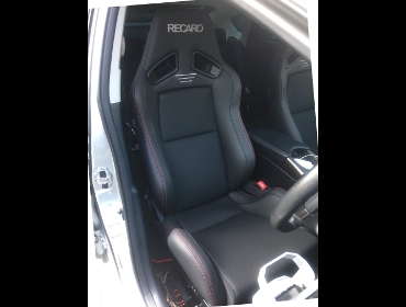 RECARO�i���J���V�[�g�j�@TOYOTA�@�v���E�X30�@G�fs�Ƀ��J���@SR-7�@Lassic�@BK���U�[�@���@SR-7F�@Lassic BK���U�[�@����