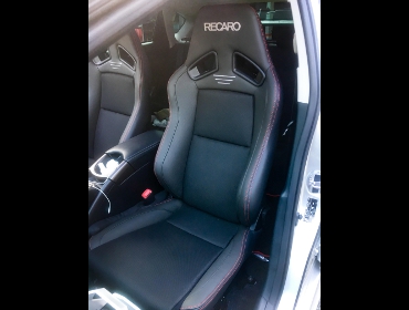 RECARO�i���J���V�[�g�j�@TOYOTA�@�v���E�X30�@G�fs�Ƀ��J���@SR-7�@Lassic�@BK���U�[�@���@SR-7F�@Lassic BK���U�[�@����
