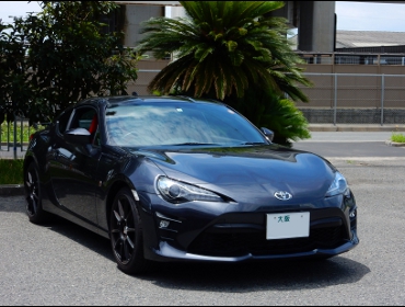 TOYOTA�@86�@ZN6��RECARO�i���J���j�V�[�g����