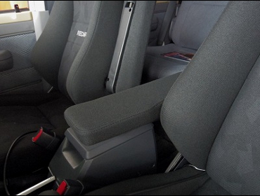 RECARO�i���J���V�[�g�j�@TOYOTA�@�����h�N���[�U�[70�@GRJ76K�@�Ɂ@���J���@�G���S���hMV�@�V�[�g�q�[�^�[�t���@BK�@�A�[�����X�g�t���@�~2�r�@����