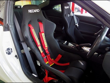 RECARO�i���J���V�[�g�j�@TOYOTA�@86�@ZN6�Ƀ��J���@SP-G�VKK�@���@RS-GE�@����
