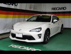 TOYOTA�@86�@ZN6�@�Ɂ@RECARO�i���J���j�@SR-7�@GK100�@BK/SIL�@�V�[�g�q�[�^�[�t���@����