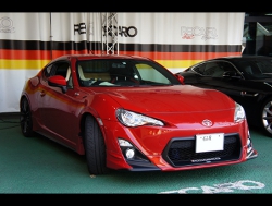 TOYOTA�@86�@ZN6�@�Ɂ@RECARO�i���J���j�@�X�|�[�c�X�^�[LL100H���U�[SE�@�����U�[�@SIL�X�e�b�`�@����