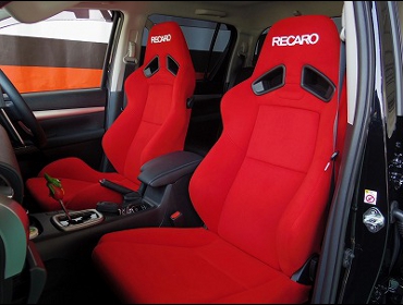 TOYOTA�@�n�C���b�N�X�@GUN125�@�Ɂ@RECARO�i���J���j�@SR-7�@KK100�@RED�@���@SR-7F�@KK100�@RED�@����