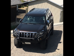 RECARO�i���J���V�[�g�j�@TOYOTA�@�����h�N���[�U�[�@�v���h�@J150�@�Ɂ@RECARO�i���J���j�@SR-7F�@Lassic�@���@�A�[�����X�g�^�C�v�@�~2�r�@����