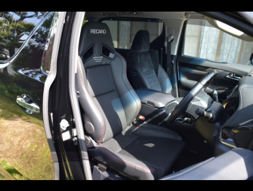 RECARO�i���J���V�[�g�j�@TOYOTA�@�A���t�@�[�h�@AGH30�@�Ɂ@RECARO�i���J���j�@SR-7F�@Lassic�@BK�iA/R�j�@����