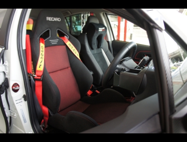 RECARO�i���J���V�[�g�j�@TOYOTA�@�����N��70�@GRJ76K�@�Ɂ@RECARO�i���J���j�@TOYOTA�@�A�N�AG's�@�Ɂ@RECARO�i���J���j�@SR-7�@GK100�@BK/RED�@����