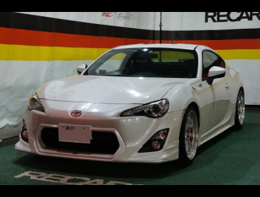 TOYOTA�@86�@ZN6�i2013�N�j�@�Ɂ@RECARO�i���J���j�@SR-6�@KK100S�@BK�@����