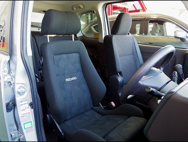 TOYOTA�@�|���e�@NCP141�@�Ɂ@RECARO�i���J���j�@�G���S���hLD�@BK�@����